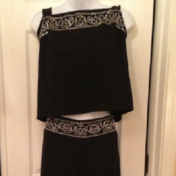 2 piece pant set - Picture 1 of 4
